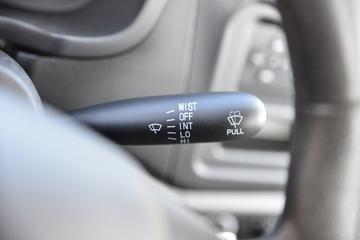 长安跨越王X1 标准型 1.6L 122马力 汽油 3.05米单排栏板小卡(单后轮)(国六)(SC1031XDD6B1)图片