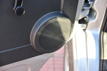 长安跨越王X1 标准型 1.6L 122马力 汽油 3.05米单排栏板小卡(单后轮)(国六)(SC1031XDD6B1)图片