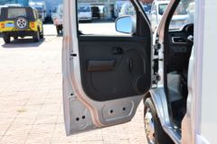 长安跨越王X1 标准版 1.6L 汽油 122马力 3.035米单排厢式微卡(国六)(SC5034XXYXDD6B1)