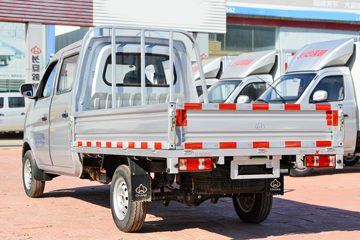 长安跨越王X1 标准型 1.6L 122马力 汽油 2.55米双排栏板小卡(国六)(单后轮)(SC1031XAS6B1)图片