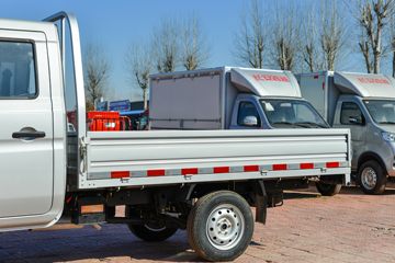 长安跨越王X1 标准型 1.6L 122马力 汽油 2.55米双排栏板小卡(国六)(单后轮)(SC1031XAS6B1)图片