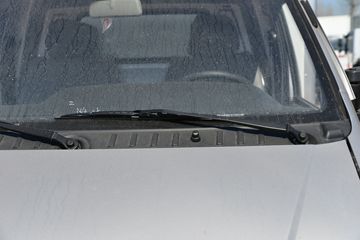 长安跨越王X5 PLUS 1.8L 133马力 3.59米单排厢式小卡(SC5041XXYFRD41)外观图片