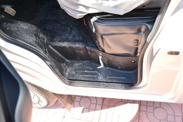 ������Խ��X5 1.6L 122���� ���� 3.585�׵�����ʽС��(����)(CKS5034XXYFRD6B1)ͼƬ