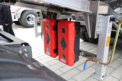 陕汽重卡 德龙X5000 经典版 480马力 6X4 AMT自动档危险品牵引车(国六)(SX4259XD4WQ1)