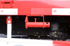陕汽重卡 德龙M6000 245马力 4X2 6.85米仓栅式载货车(国六)(SX5189CCYVB481)