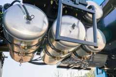 三一重卡 江山高顶 超强版 6X4 充换电纯电动牵引车282kWh