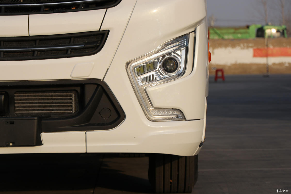 ؿ X6000 680 6X4 AMTԶǣ()(SX4259GE4Q3)                                                
