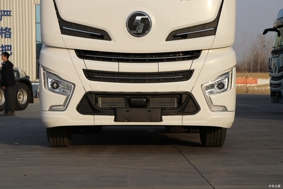 ؿ X6000 680 6X4 AMTԶǣ()(SX4259GE4Q3)                                                