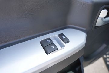 ���� �˶��N1 ������ 95���� 3.7�׵��������Ῠ(����)(HFC1041P23K5B4QS)ͼƬ