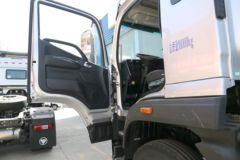 福田 欧航R系 240马力 9.85米厢式载货车(国六)(BJ5186XXY-2M)