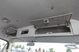 擎天柱&nbsp;载货车驾驶室                                               图片