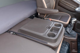 擎天柱&nbsp;载货车驾驶室                                               图片