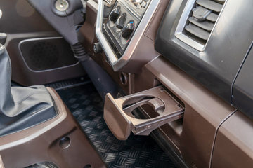 ���� ������ 184���� 5.73�׵��Ų�դʽ�ػ���(����)ͼƬ