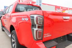 江西五十铃 D-MAX 2021款 劲动型 1.9T柴油 四驱 手动 双排皮卡(国六)