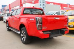 江西五十铃 D-MAX 2021款 劲动型 1.9T柴油 四驱 手动 双排皮卡(国六)