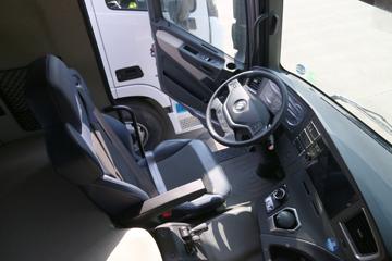 ���� ŷ��GTL ������ 580���� 6X4 ǣ����(����)(BJ4259Y6DHL-12)ͼƬ