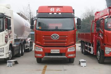 一汽解放 J6P 经典版 480马力 6X4 AMT自动档牵引车(CA4250P66K25T1E6)