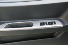 一汽红塔 解放霸铃1系V6 102马力 3.02米单排栏板轻卡(气刹)(CA1040K3LE6)