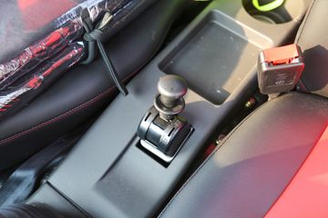 һ������ ��Ź�ʨ3ϵ 130���� 4.2�׵��������Ῠ(����)ͼƬ