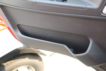 һ������ ��Ź�ʨ3ϵ 130���� 4.2�׵��������Ῠ(����)ͼƬ