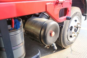 һ������ ��Ź�ʨ3ϵ 130���� 4.2�׵��������Ῠ(����)ͼƬ