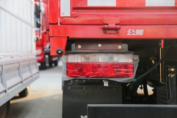 һ������ ��Ź�ʨ3ϵ 130���� 4.2�׵��������Ῠ(����)ͼƬ