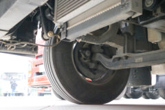 青岛解放 JK6中卡 245马力 CNG 4X2 6.7米仓栅式载货车(国六)(CA5180CCYP28K8L2NE6A90)
