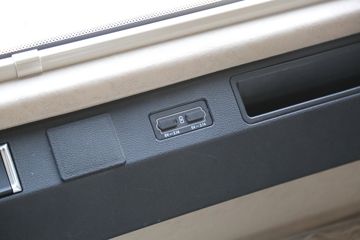 ���� ŷ��EST ��Խ�� 580���� 6X4 AMT�Զ���ǣ����(��Һ��)ͼƬ