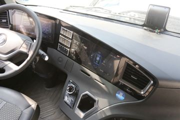 ���� ŷ��EST ��Խ�� 580���� 6X4 AMT�Զ���ǣ����(��Һ��)ͼƬ