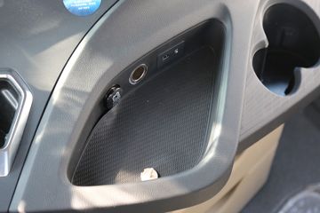 ���� ŷ��EST ��Խ�� 580���� 6X4 AMT�Զ���ǣ����(��Һ��)ͼƬ