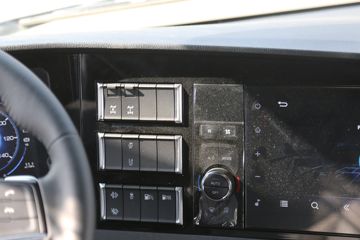 ���� ŷ��EST ��Խ�� 580���� 6X4 AMT�Զ���ǣ����(��Һ��)ͼƬ