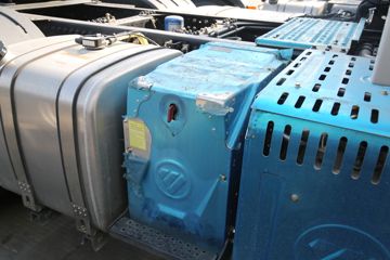 ���� ŷ��EST ��Խ�� 580���� 6X4 AMT�Զ���ǣ����(��Һ��)ͼƬ