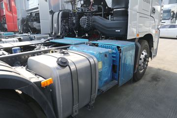 ���� ŷ��EST ��Խ�� 580���� 6X4 AMT�Զ���ǣ����(��Һ��)ͼƬ