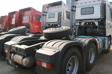 ���� ŷ��EST ��Խ�� 580���� 6X4 AMT�Զ���ǣ����(��Һ��)ͼƬ