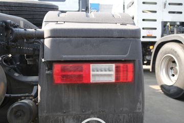 ���� ŷ��EST ��Խ�� 580���� 6X4 AMT�Զ���ǣ����(��Һ��)ͼƬ