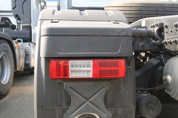 ���� ŷ��EST ��Խ�� 580���� 6X4 AMT�Զ���ǣ����(��Һ��)ͼƬ