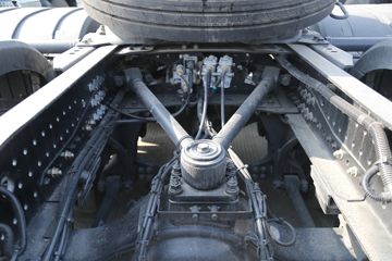 ���� ŷ��EST ��Խ�� 580���� 6X4 AMT�Զ���ǣ����(��Һ��)ͼƬ