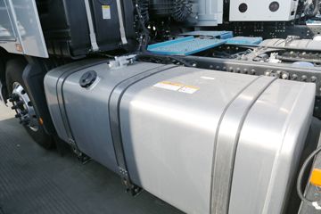 ���� ŷ��EST ��Խ�� 580���� 6X4 AMT�Զ���ǣ����(��Һ��)ͼƬ