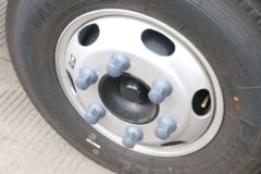 福田 奥铃新捷运 爬山虎 151马力 4.17米单排仓栅式轻卡(国六)(BJ5048CCY9JDA-AB3)