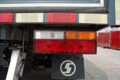 陕汽轻卡 金德龙Z1 旗舰型 150马力 4.18米AMT自动档单排厢式轻卡(国六)(YTQ5041XXYKH331)