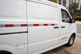 时代EV6&nbsp;电动封闭厢货外观图片