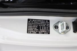 骏铃HV5&nbsp;电动载货车内饰图片