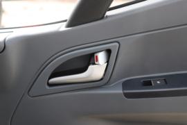 骏铃HV5&nbsp;电动载货车内饰图片