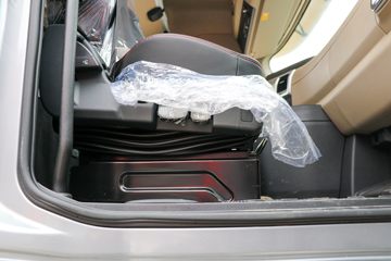 ���� �����K7�ؿ� ���ʰ� 490���� 6X4 AMT�Զ���ǣ����(����)(Һ��)ͼƬ