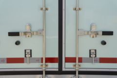 雷驰 仁T10 1.6T 1.76米单排电动厢式微卡15.12kWh
