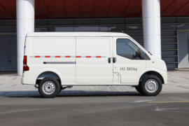 睿征&nbsp;电动封闭厢货外观图片