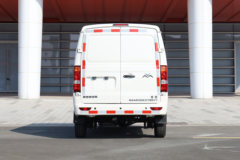 新吉奥 睿征 2.6T 2座 4.5米纯电动封闭货车38.4kWh