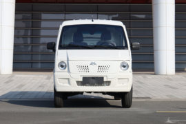 睿征&nbsp;电动封闭厢货外观图片