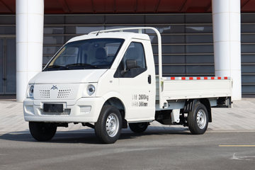 新吉奥 帅豹 2.6T 2.83米单排纯电动栏板微卡41.86kWh
