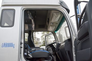 ���� ŷ��R proϵ 220���� 6.8��AMT�Զ��������ػ���(����)(BJ1186VKPFK-1M)ͼƬ